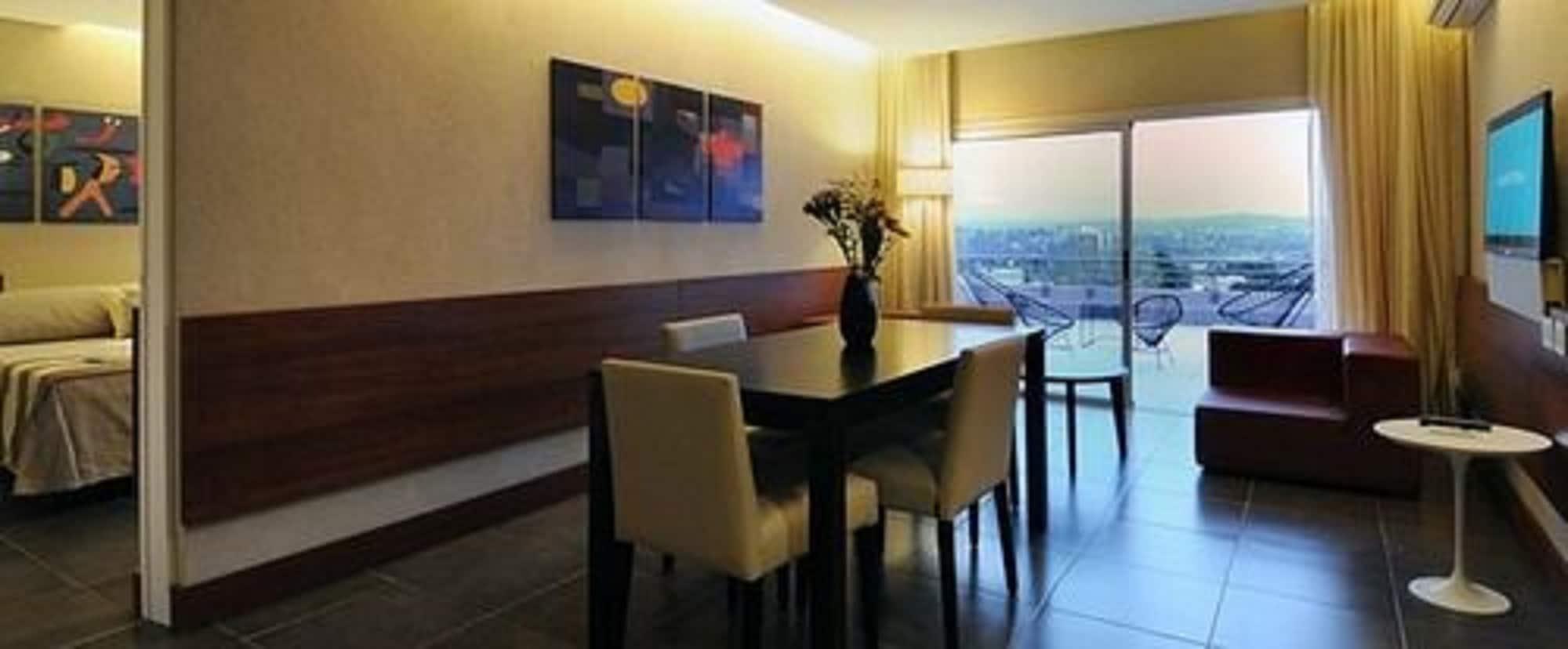 Pinares Panorama Suites, Spa & Convention Center Villa Carlos Paz Esterno foto