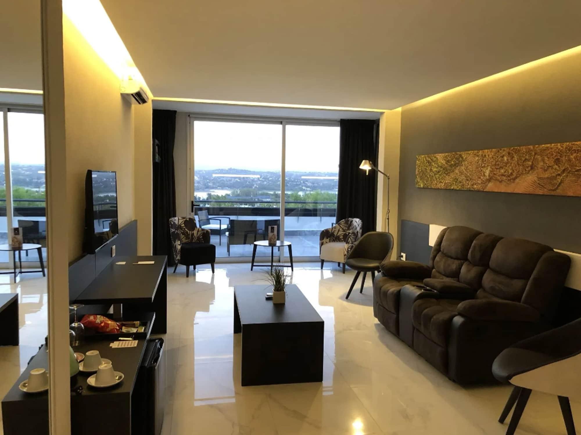 Pinares Panorama Suites, Spa & Convention Center Villa Carlos Paz Esterno foto